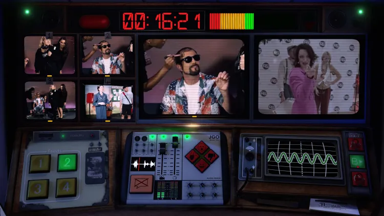 Скриншот Not For Broadcast — 1