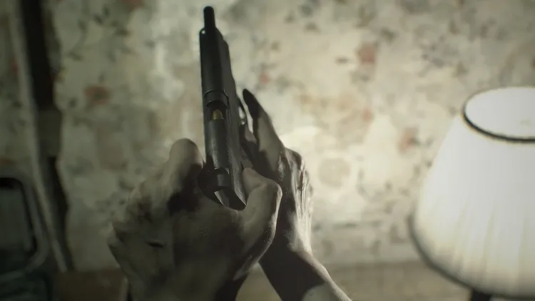 Скриншот Resident Evil 7 Gold Edition & Village Gold Edition — 8